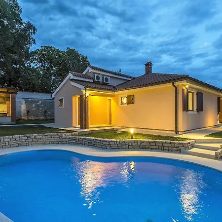 Casa de Férias Gardenia Višnjan